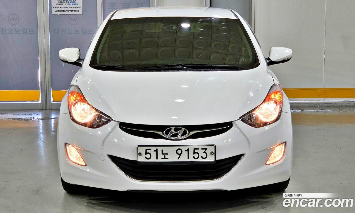 Hyundai Avante (MD) фото 2