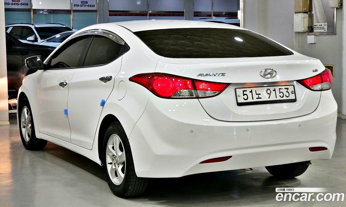 Hyundai Avante (MD) фото 4
