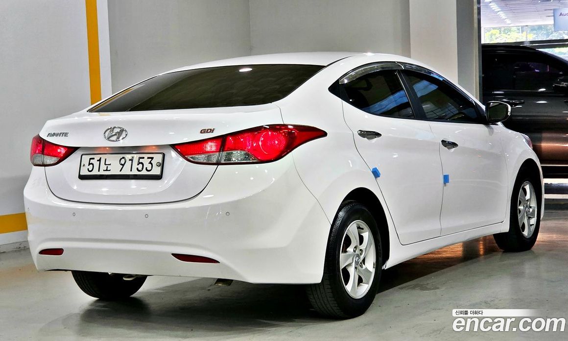 Hyundai Avante (MD) фото 6