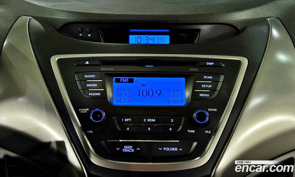 Hyundai Avante (MD) фото 10