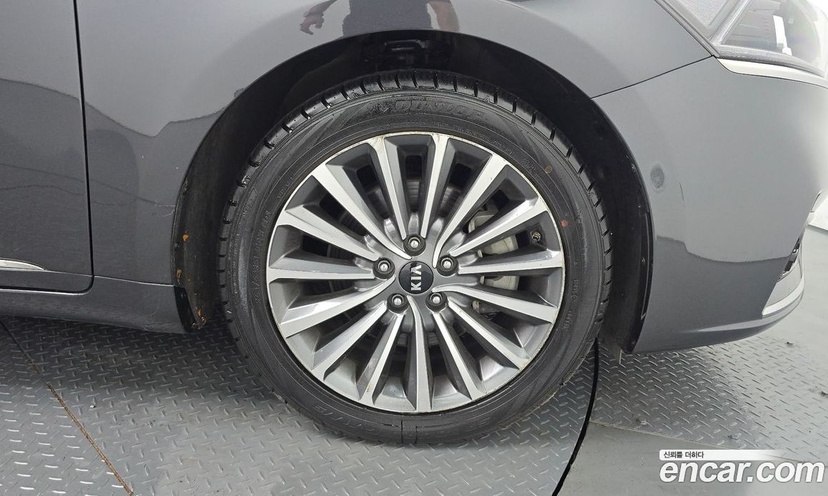 Kia K7 2nd Gen фото 24