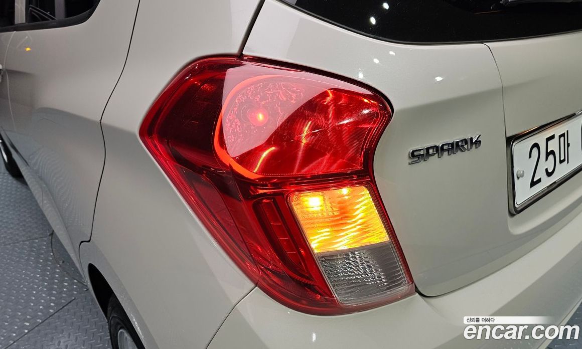 Chevrolet (GM Daewoo) Spark 4th Gen фото 23