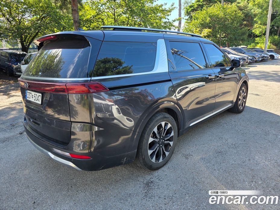 Kia Carnival 4th Gen фото 4