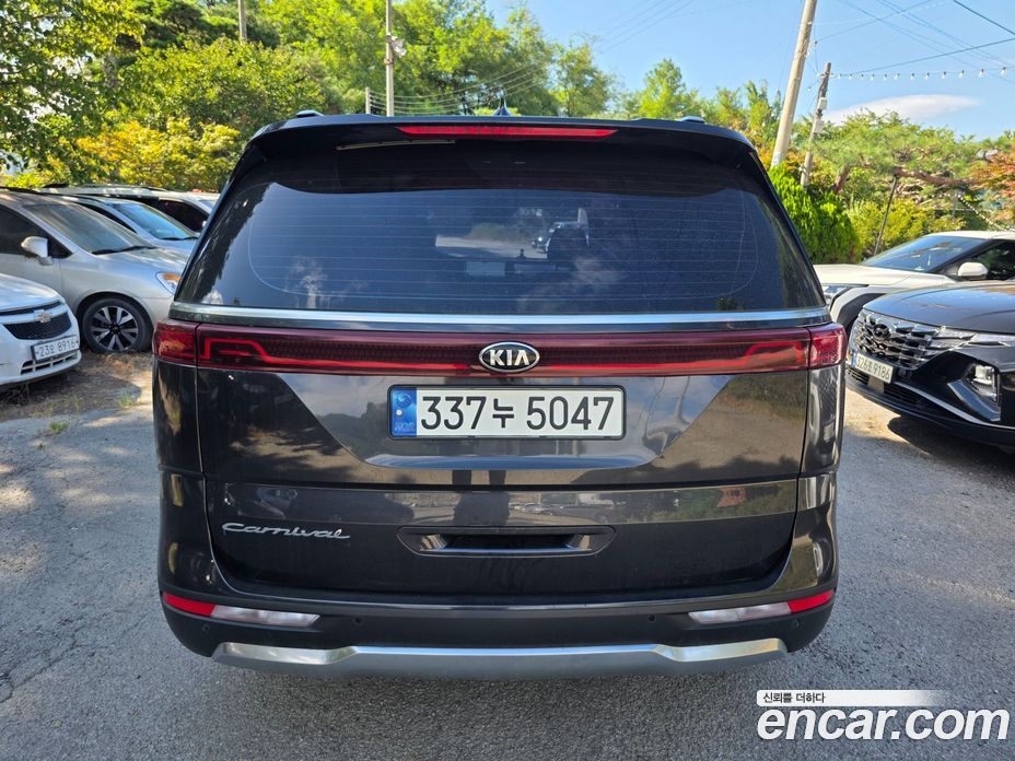 Kia Carnival 4th Gen фото 5