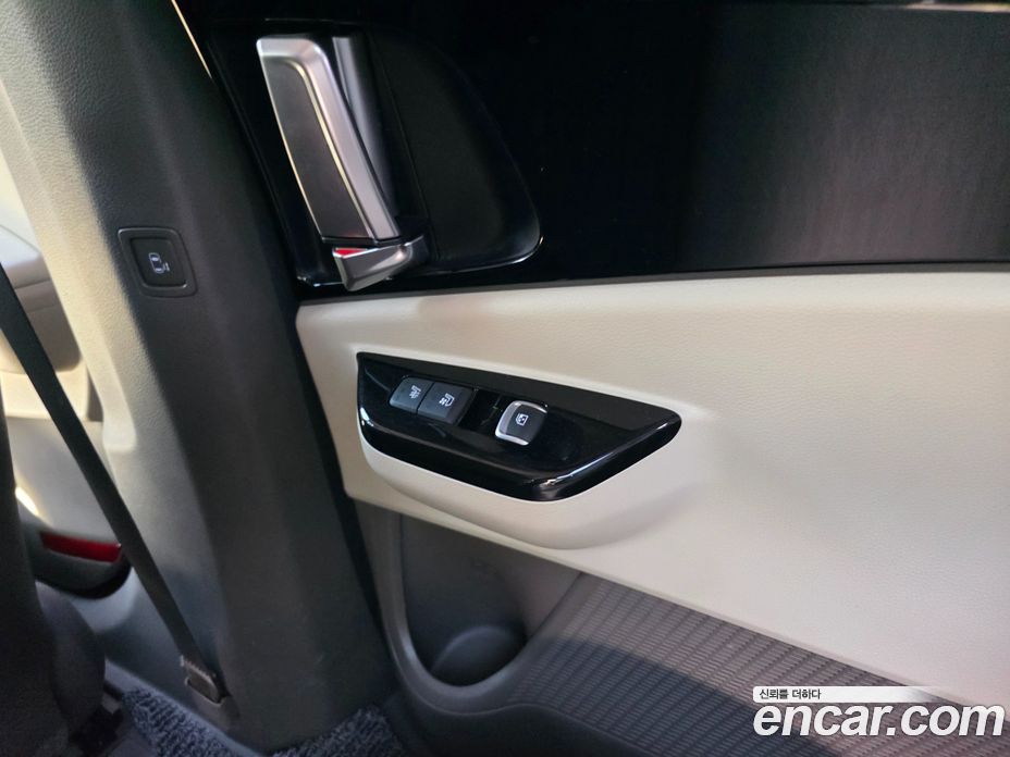 Kia Carnival 4th Gen фото 8