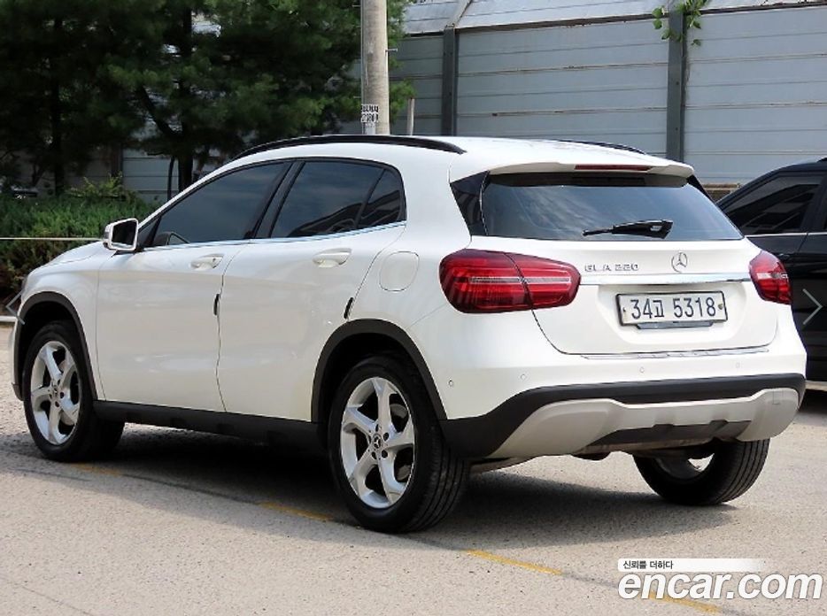 Mercedes-Benz GLA-Class X156 фото 2