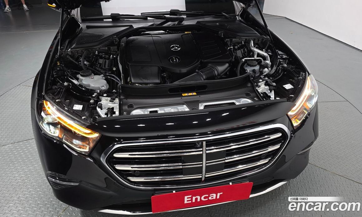Mercedes-Benz E-Class W214 фото 6