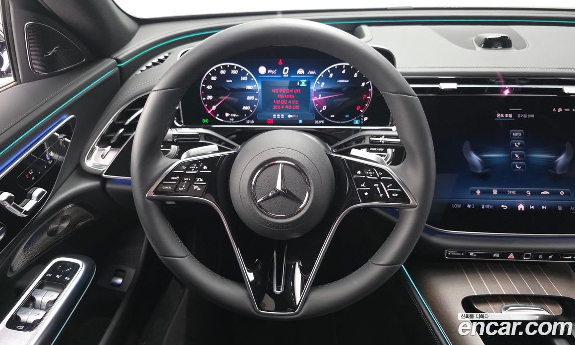Mercedes-Benz E-Class W214 фото 14