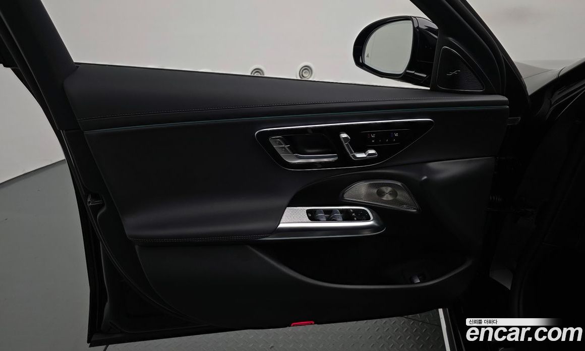 Mercedes-Benz E-Class W214 фото 24