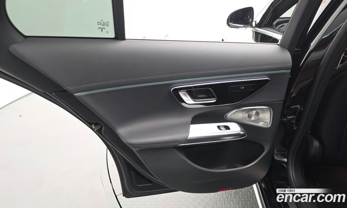 Mercedes-Benz E-Class W214 фото 25