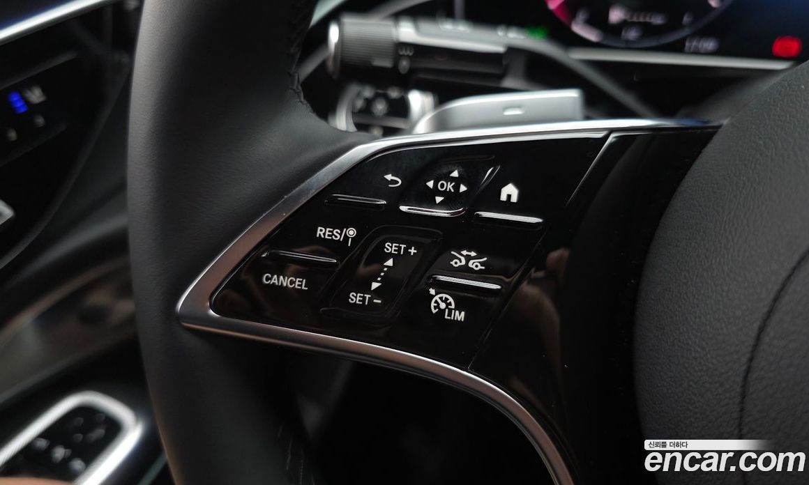 Mercedes-Benz E-Class W214 фото 27