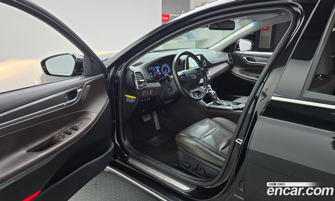Hyundai Grandeur (IG) 6th Gen фото 10