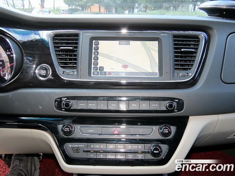 Kia Carnival 3rd Gen Restyling фото 12