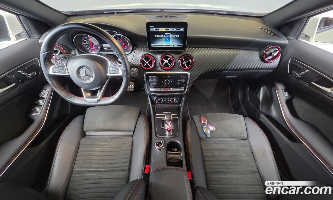 Mercedes-Benz A-Class W176 фото 7