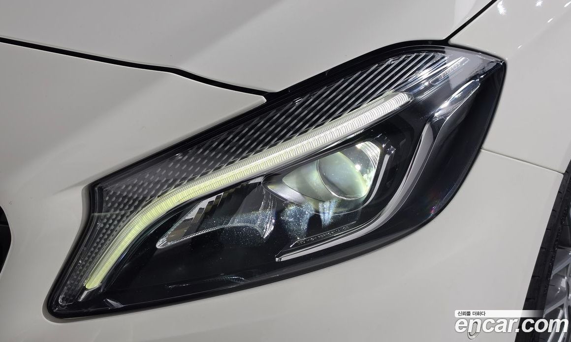 Mercedes-Benz A-Class W176 фото 22