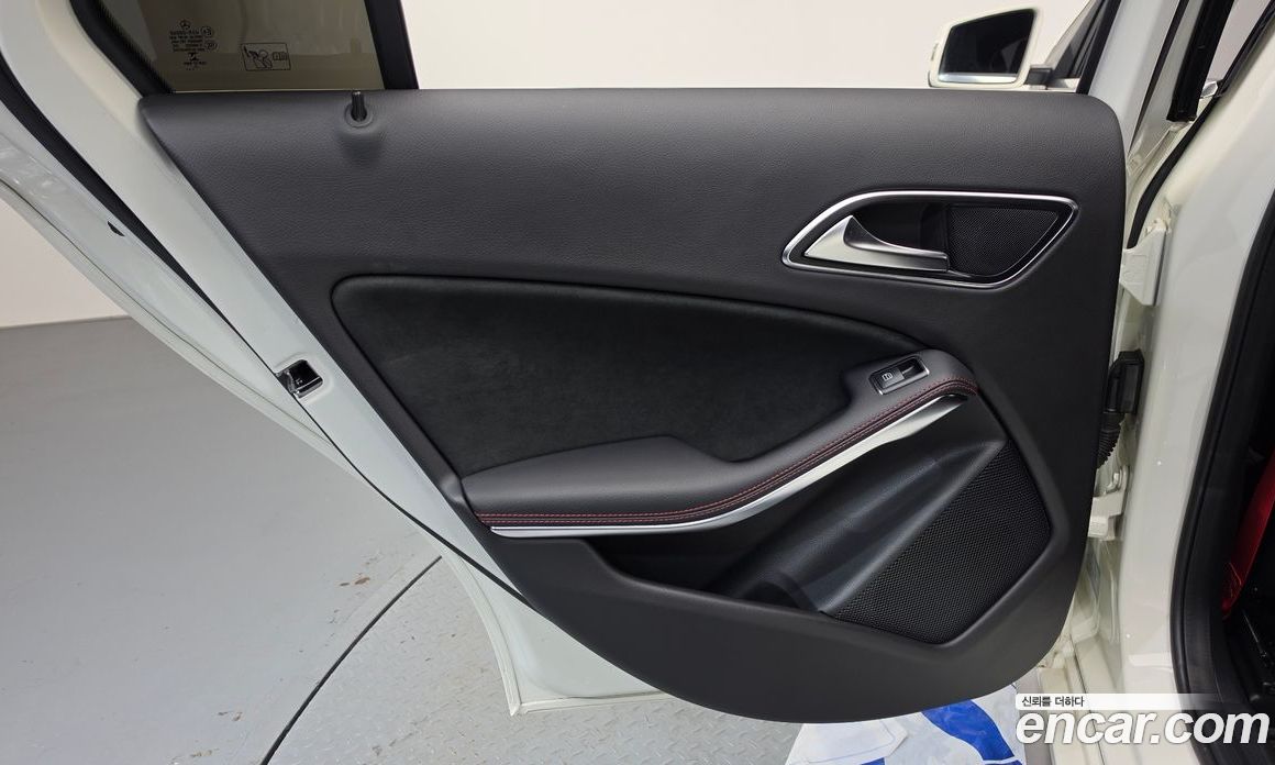 Mercedes-Benz A-Class W176 фото 25