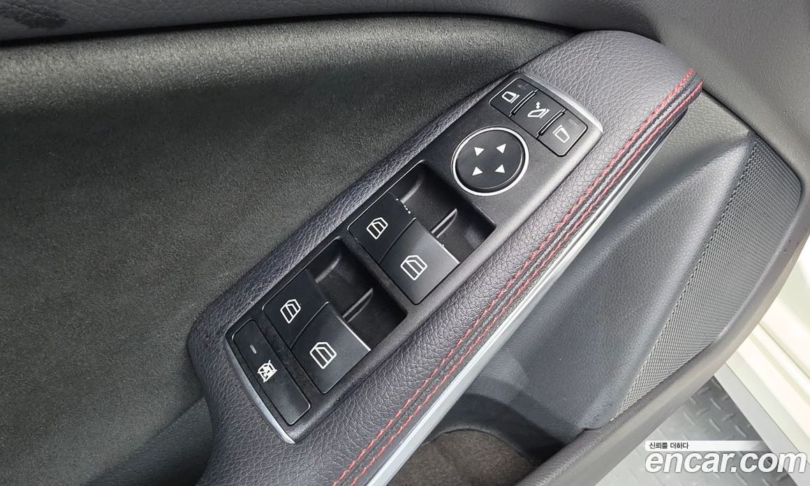 Mercedes-Benz A-Class W176 фото 29