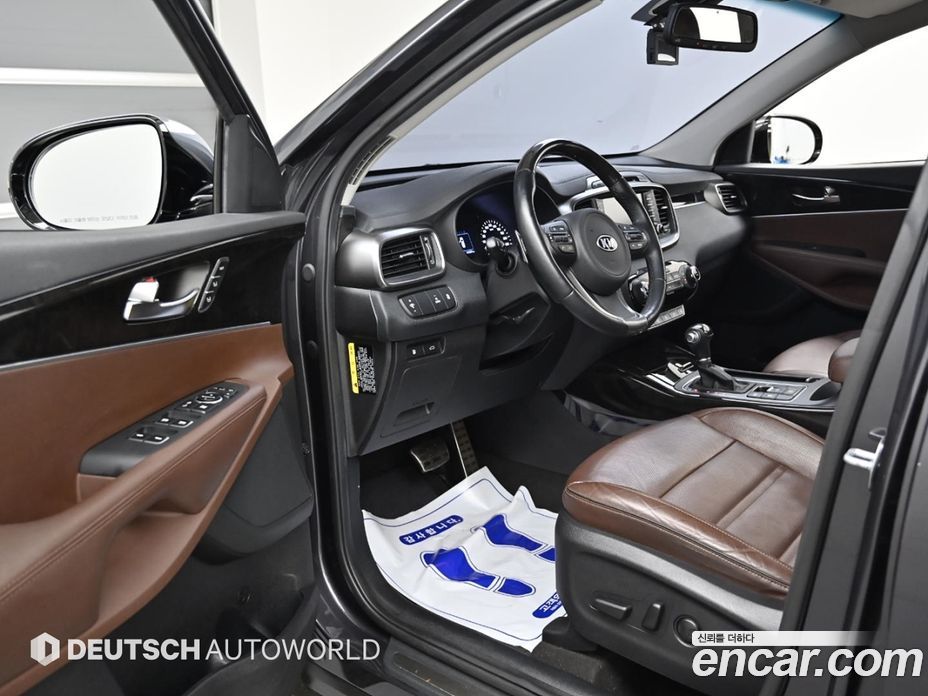 Kia Sorento 3rd Gen фото 11