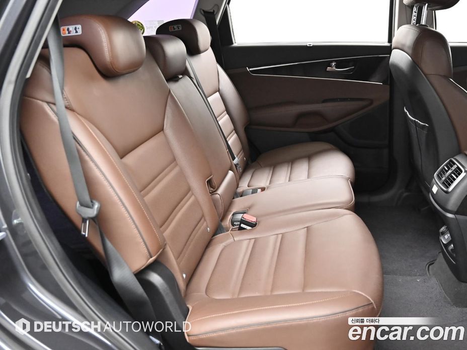 Kia Sorento 3rd Gen фото 12