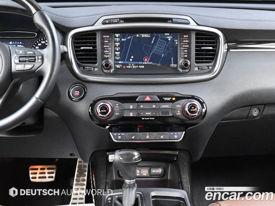 Kia Sorento 3rd Gen фото 14