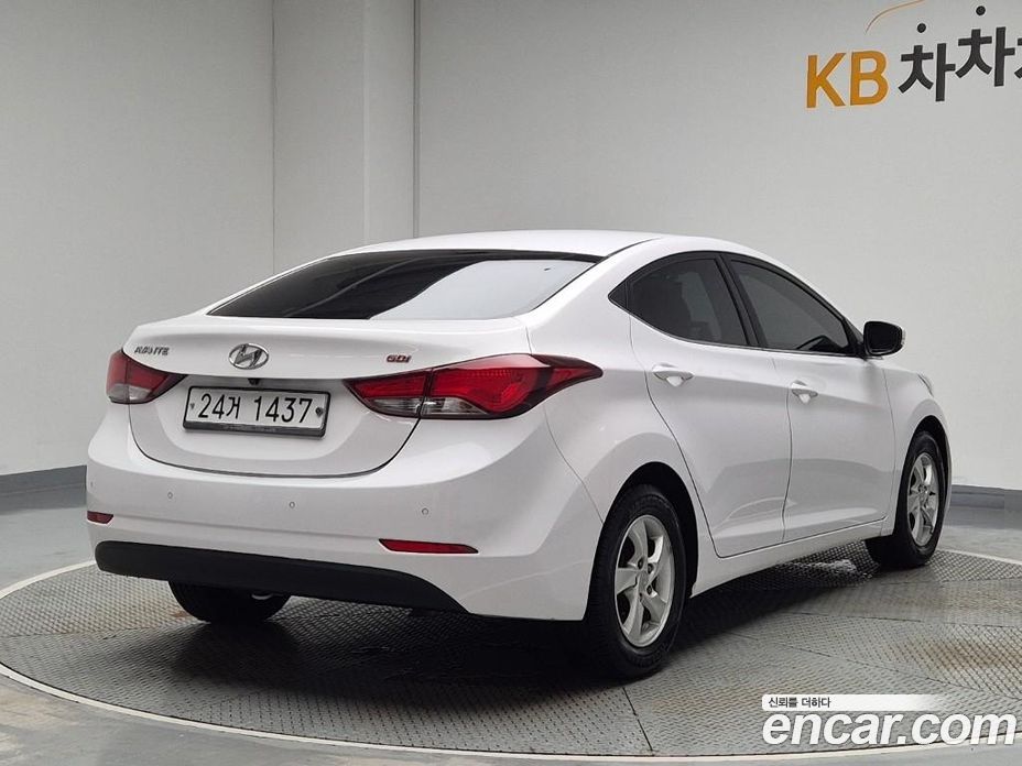 Hyundai The New Avante фото 2