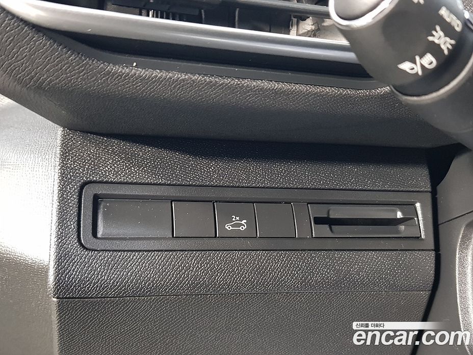 Peugeot 3008 2nd Gen фото 11