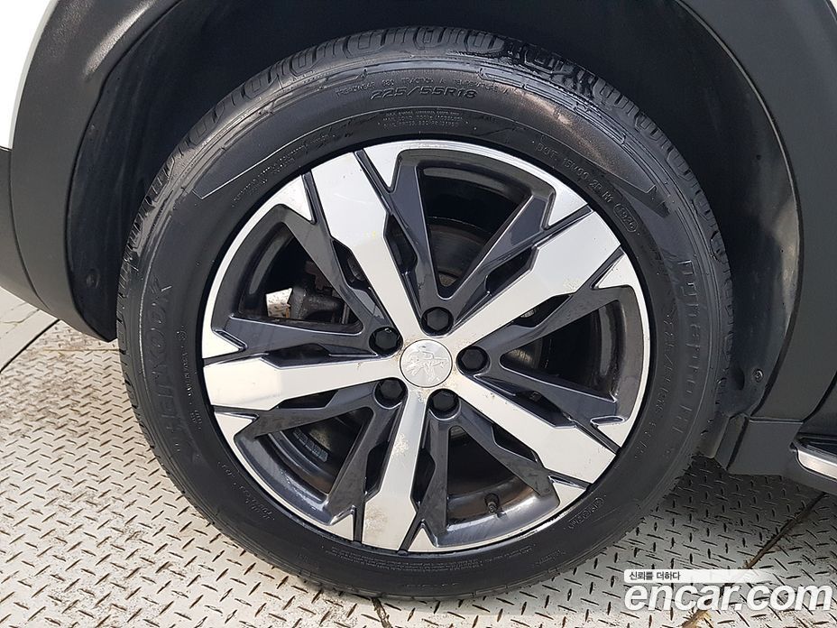 Peugeot 3008 2nd Gen фото 20