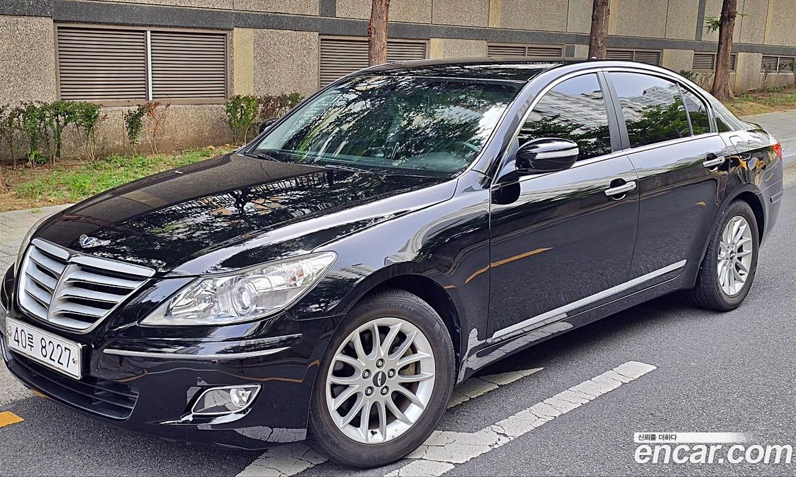 Hyundai Genesis