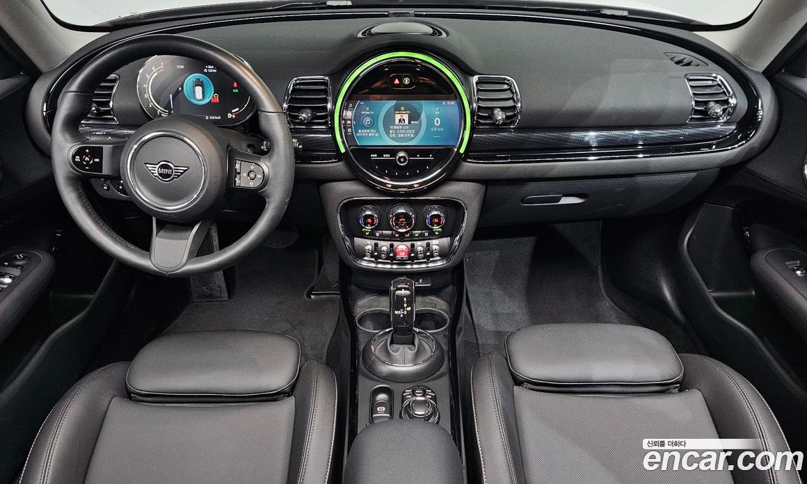 Mini Cooper Clubman фото 6