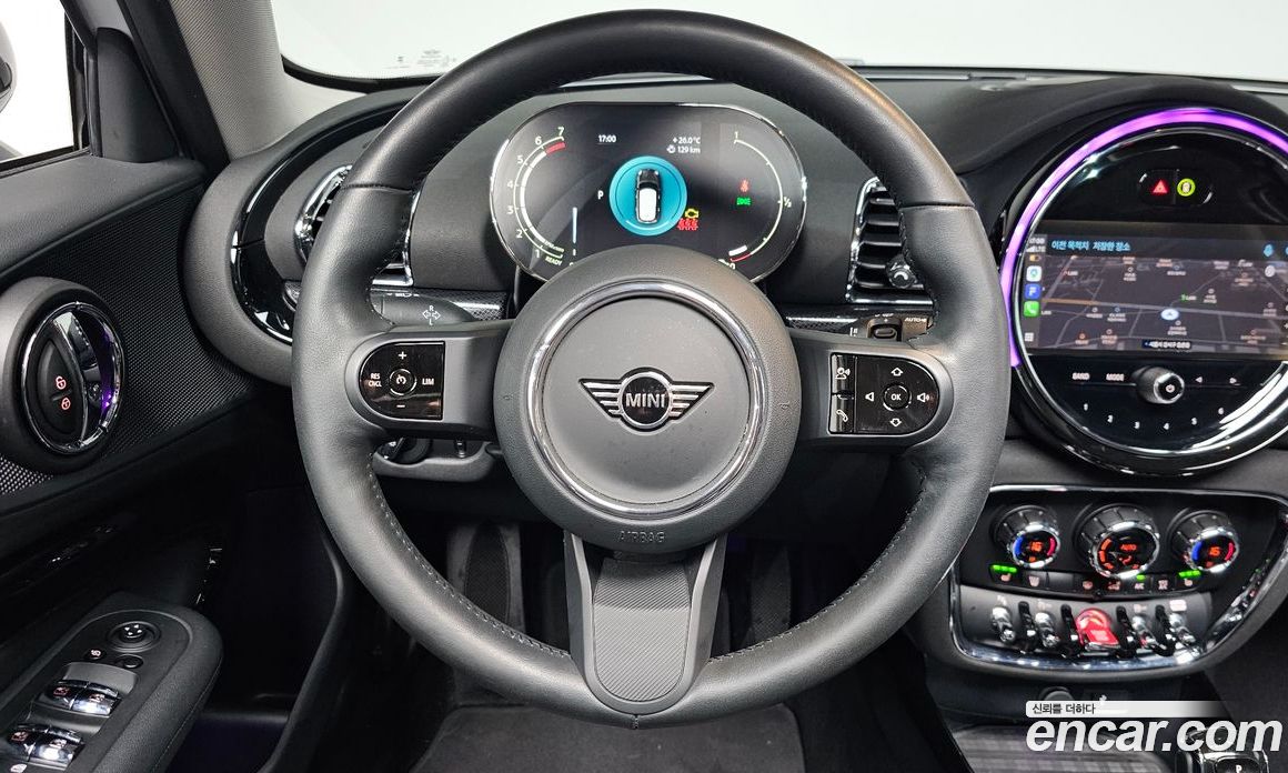 Mini Cooper Clubman фото 12