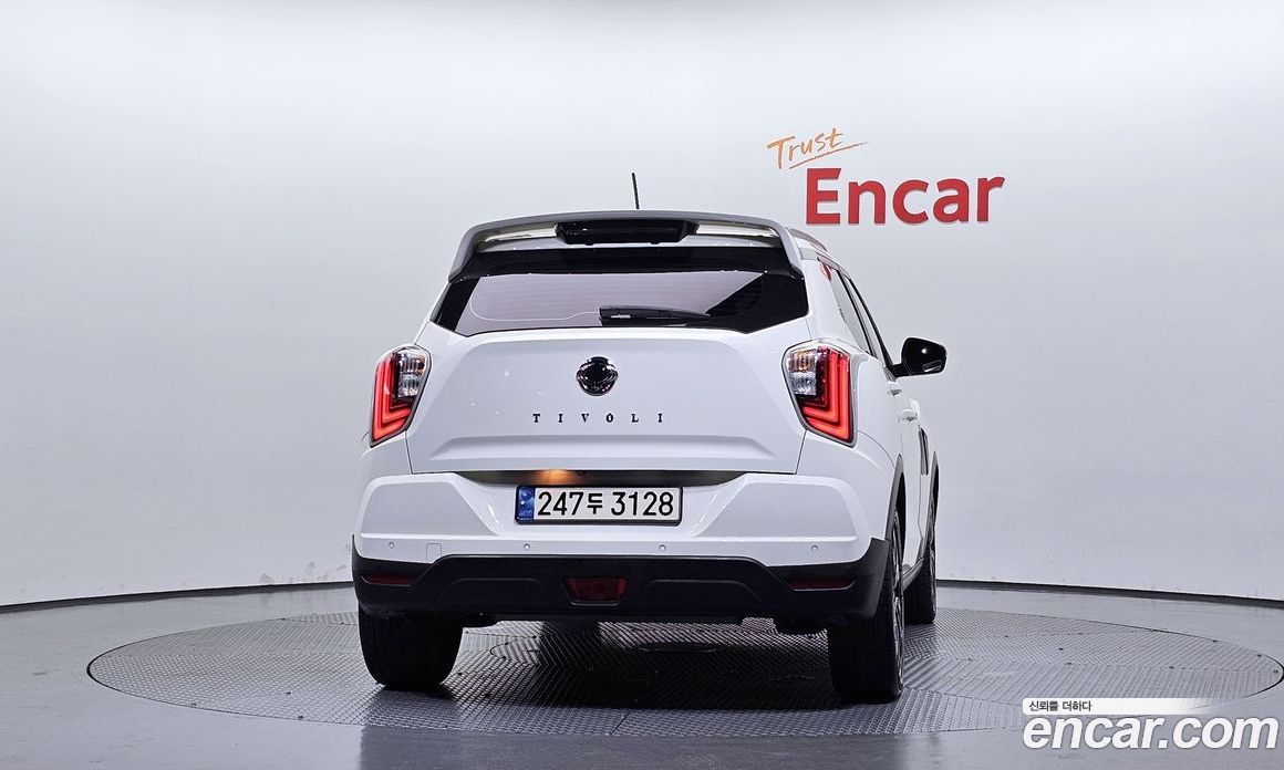 SsangYong (KG Mobility) Tivoli Beli фото 4