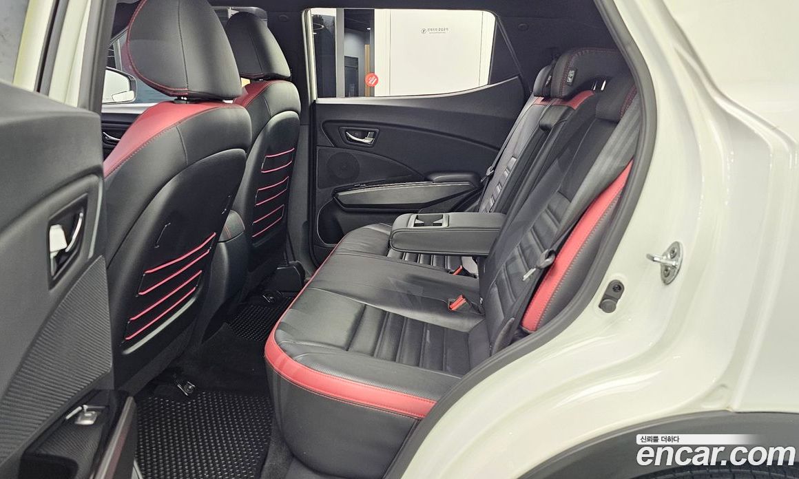 SsangYong (KG Mobility) Tivoli Beli фото 12