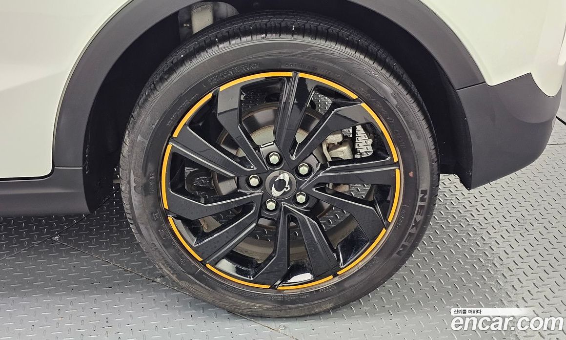 SsangYong (KG Mobility) Tivoli Beli фото 21