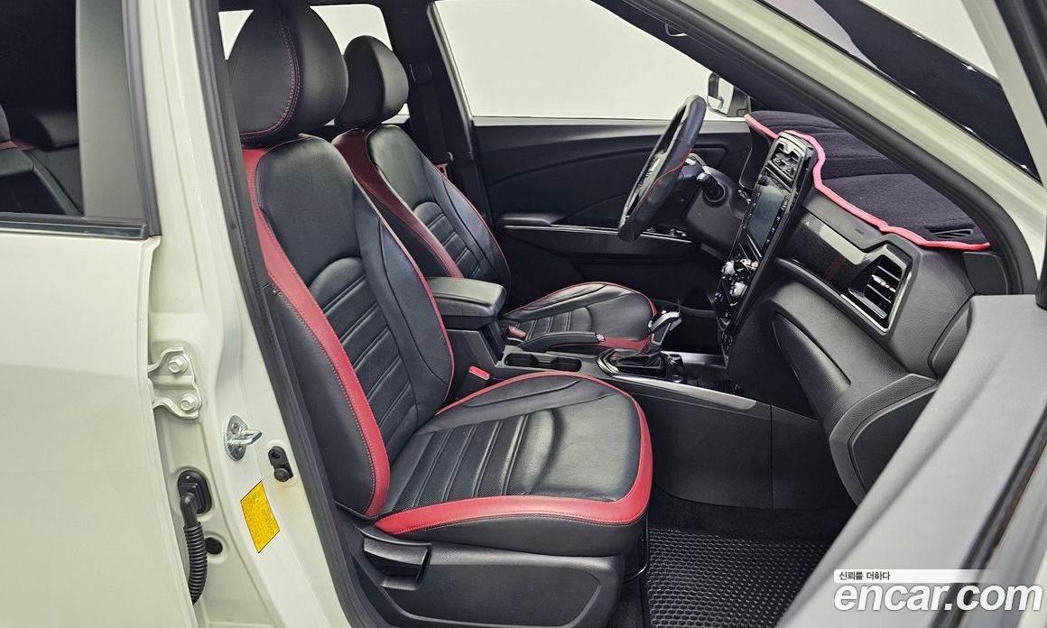 SsangYong (KG Mobility) Tivoli Beli фото 26