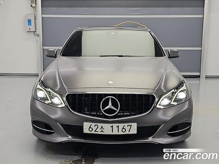Mercedes-Benz E-Class W212 фото 2