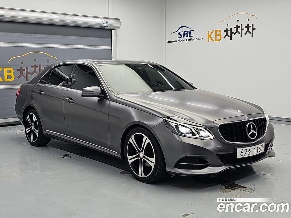Mercedes-Benz E-Class W212 фото 4