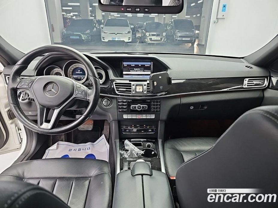 Mercedes-Benz E-Class W212 фото 7