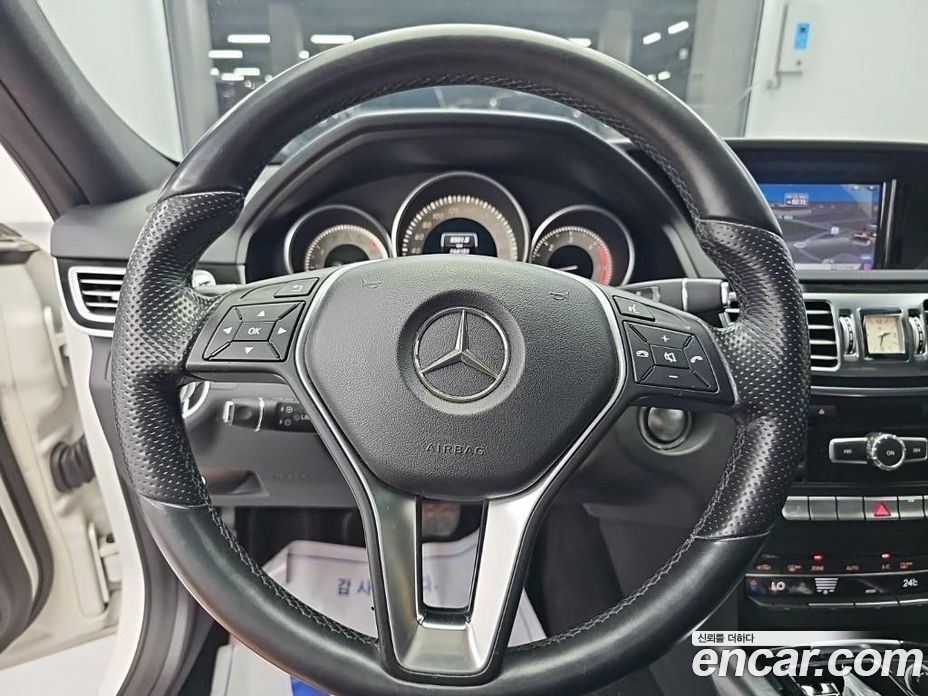 Mercedes-Benz E-Class W212 фото 9