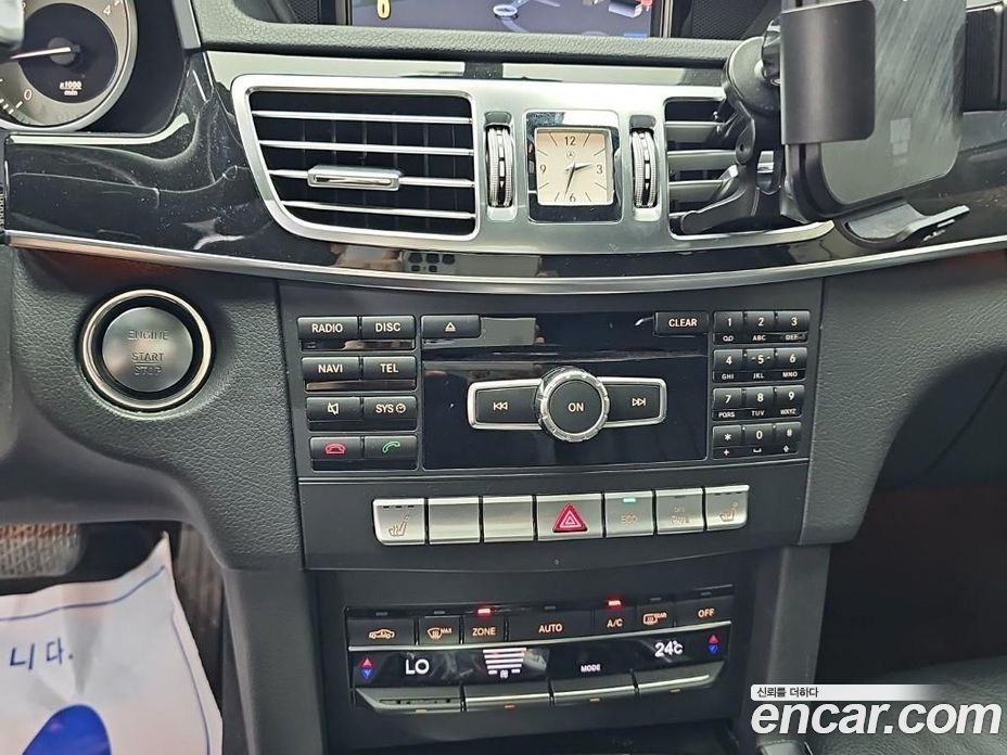 Mercedes-Benz E-Class W212 фото 10