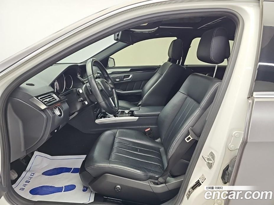 Mercedes-Benz E-Class W212 фото 11
