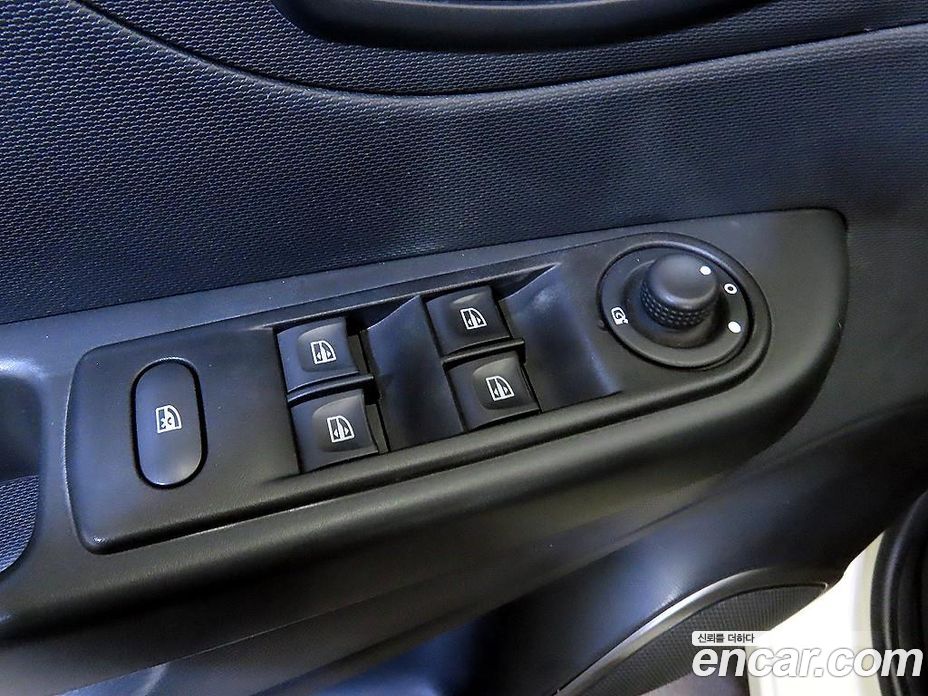 Renault Korea (Samsung) QM3 фото 13