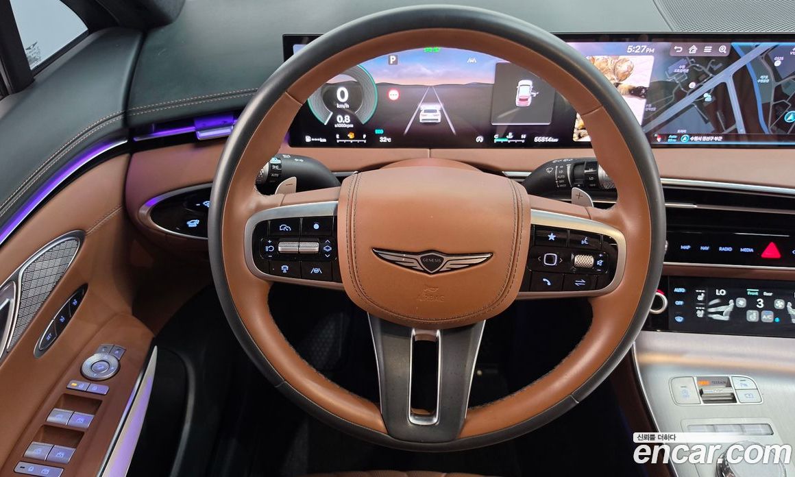 Genesis GV70 фото 13