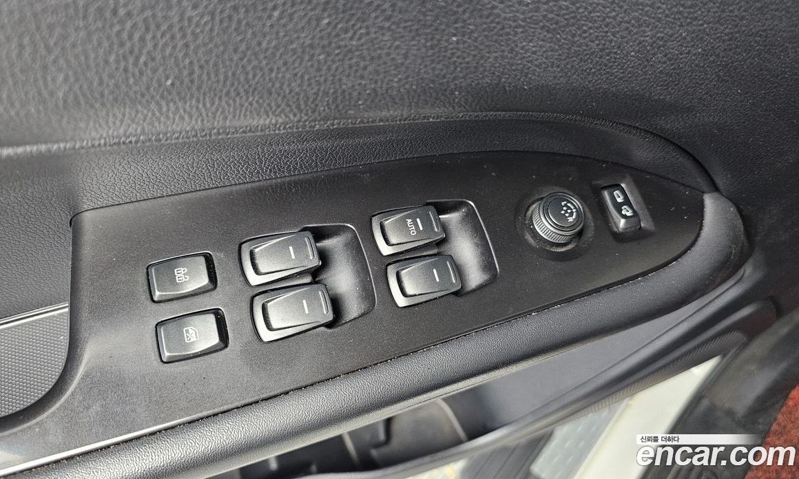 SsangYong (KG Mobility) Rexton Sports Khan фото 16
