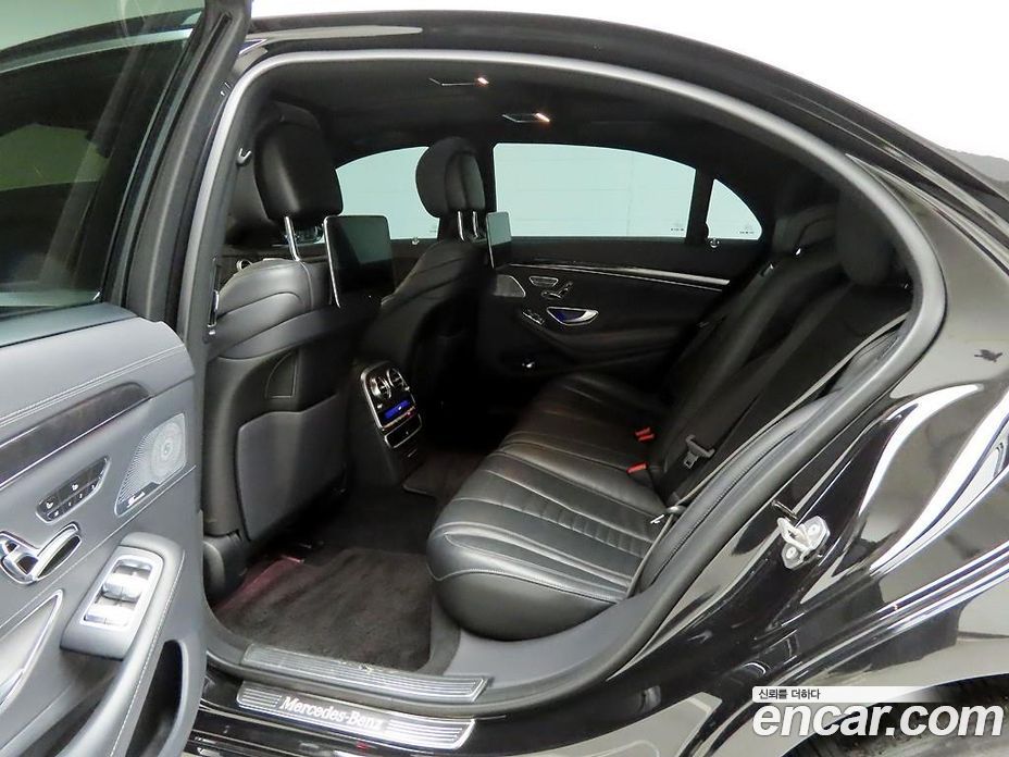 Mercedes-Benz S-Class W222 фото 13