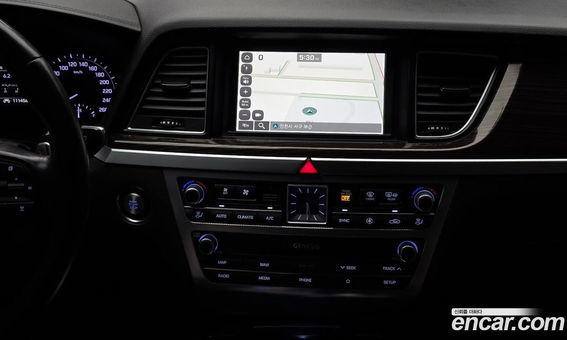 Genesis G80 фото 14