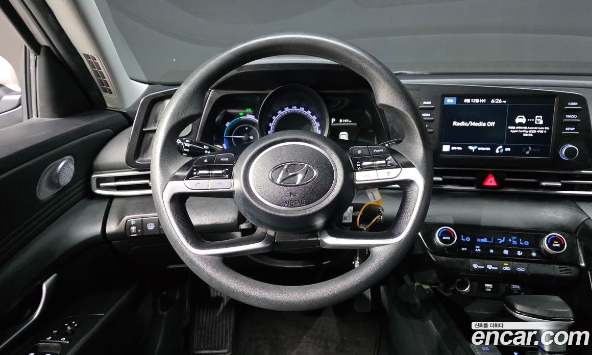 Hyundai Avante Hybrid (CN7) фото 13