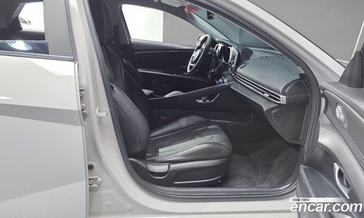Hyundai Avante Hybrid (CN7) фото 26