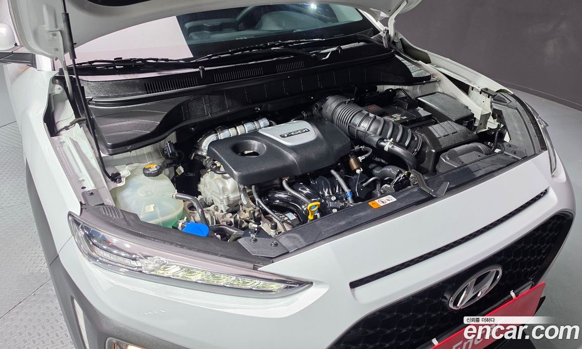 Hyundai Kona фото 6