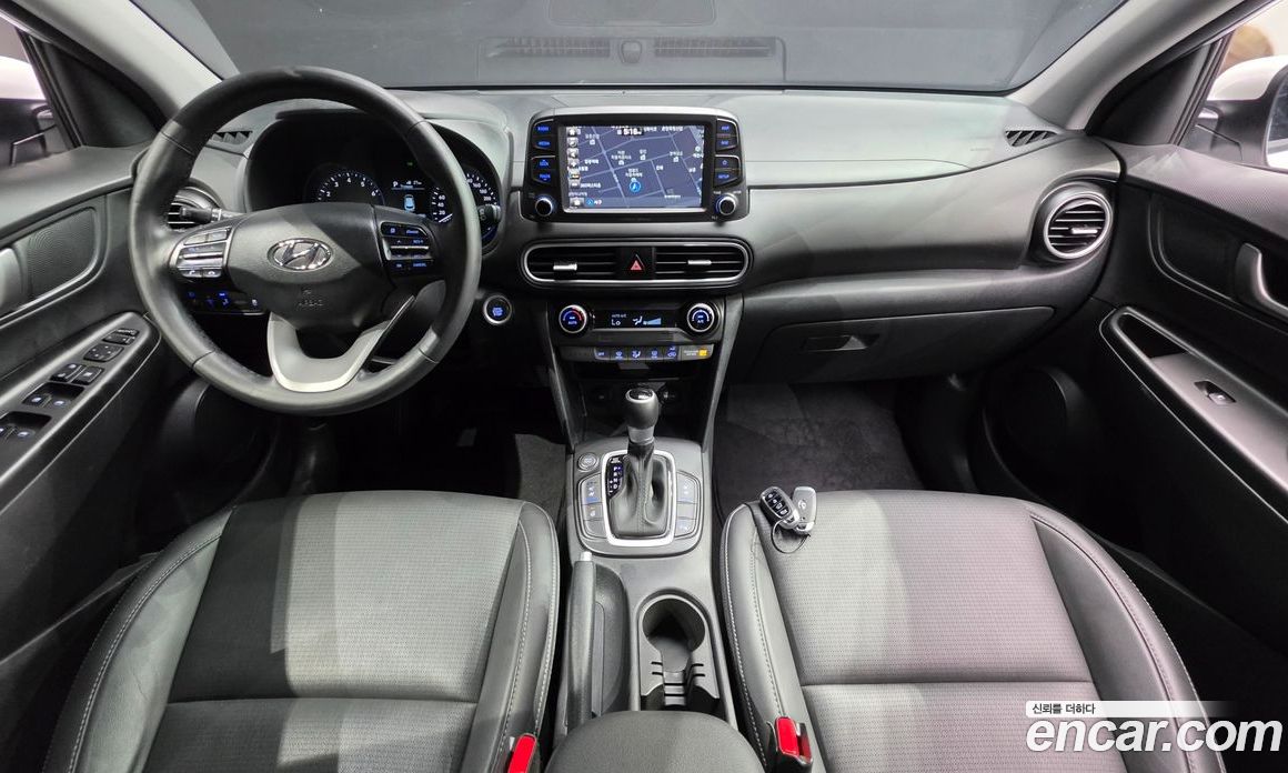 Hyundai Kona фото 7