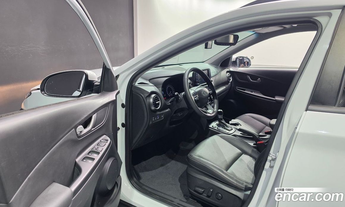 Hyundai Kona фото 10